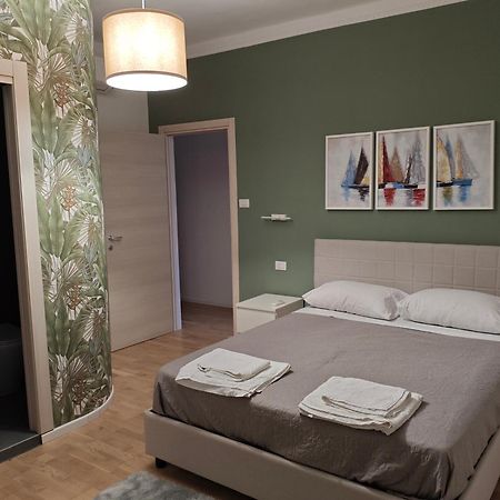 Dimora Rudiae Lecce Bed & Breakfast ภายนอก รูปภาพ