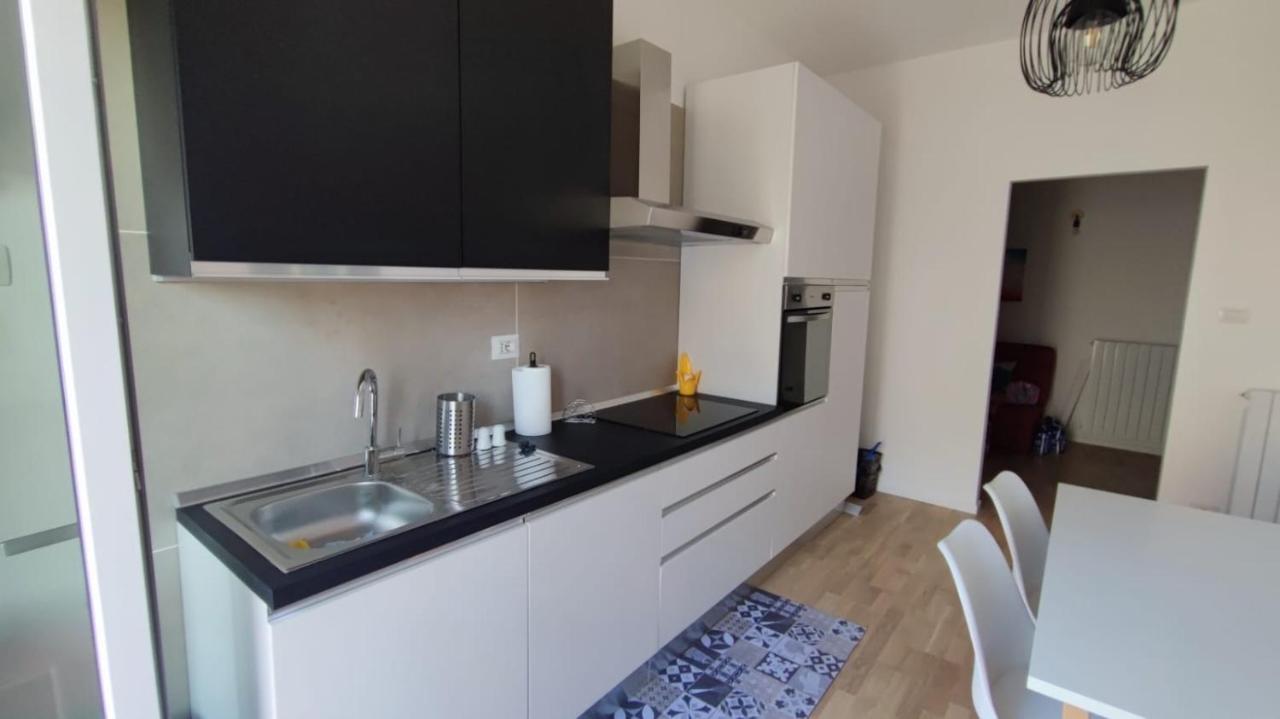 Dimora Rudiae Lecce Bed & Breakfast ภายนอก รูปภาพ