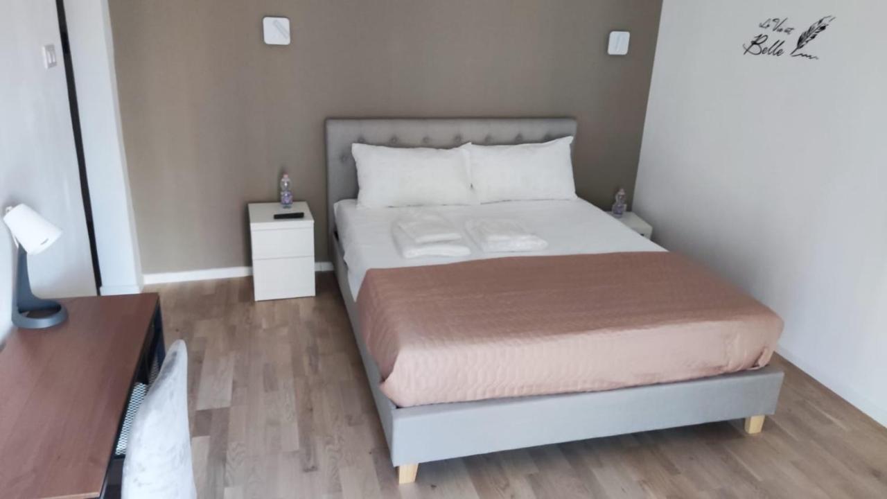Dimora Rudiae Lecce Bed & Breakfast ภายนอก รูปภาพ