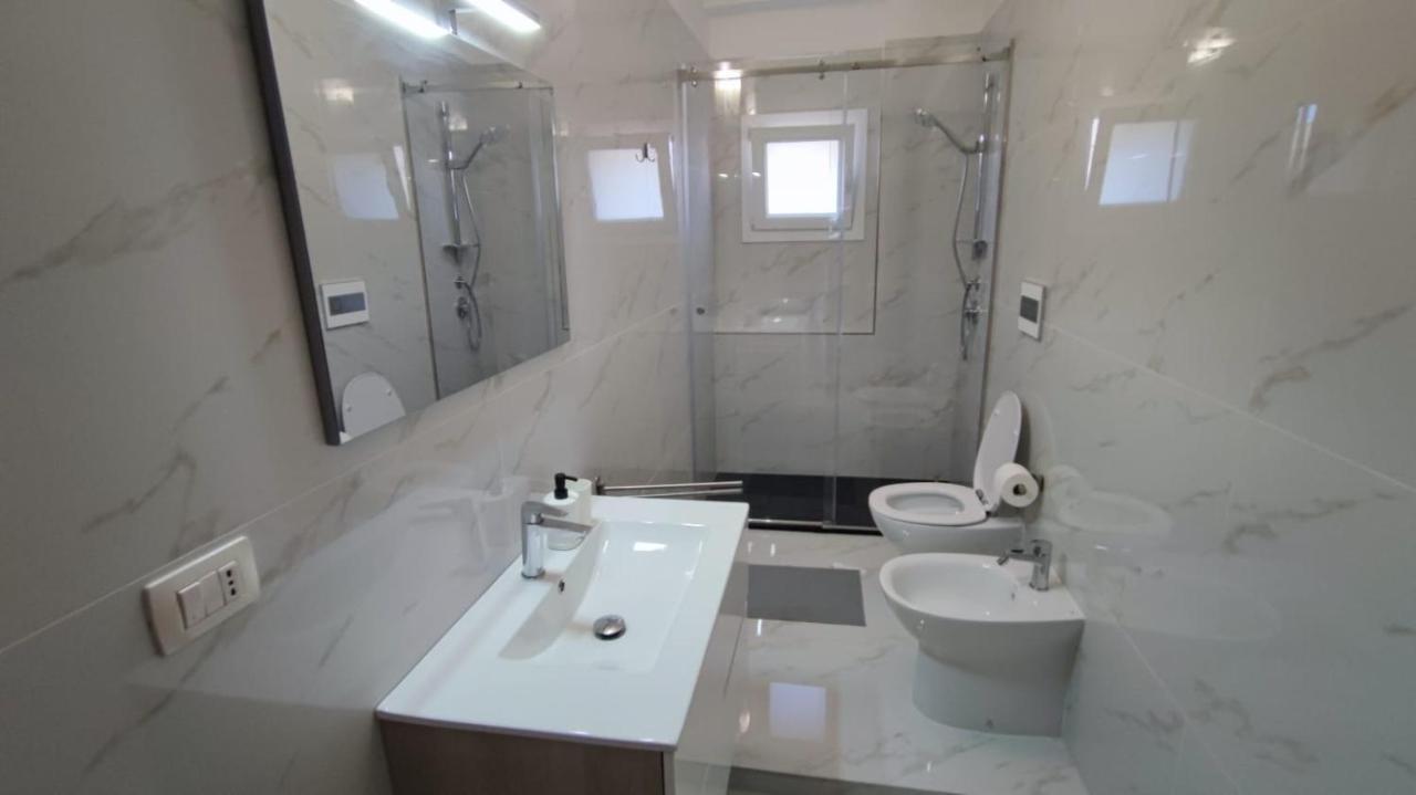 Dimora Rudiae Lecce Bed & Breakfast ภายนอก รูปภาพ