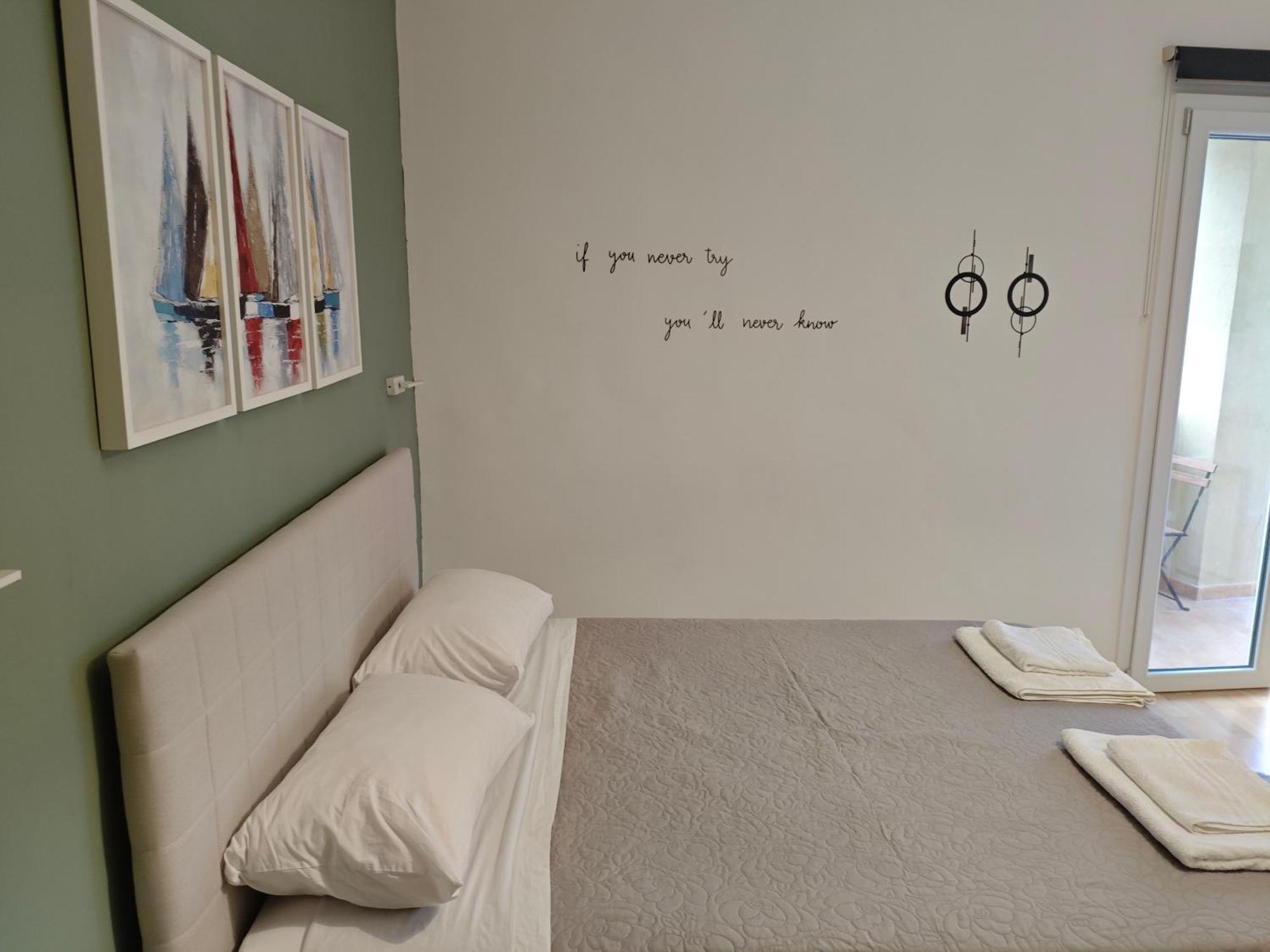 Dimora Rudiae Lecce Bed & Breakfast ภายนอก รูปภาพ